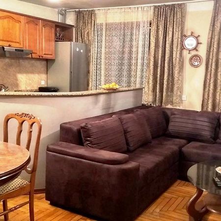 באטומי Apartment K. Gamsakhurdia St. מראה חיצוני תמונה