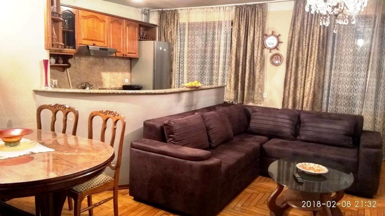 באטומי Apartment K. Gamsakhurdia St. מראה חיצוני תמונה